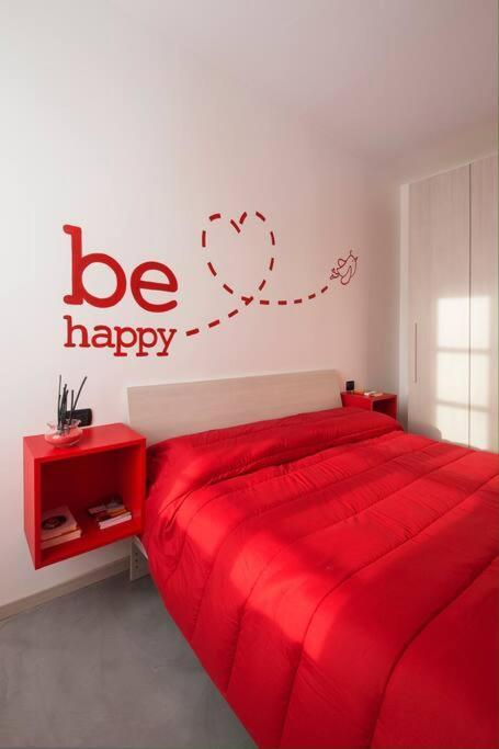 Be Happy - The House Of Travelers Apartment Como Exterior photo
